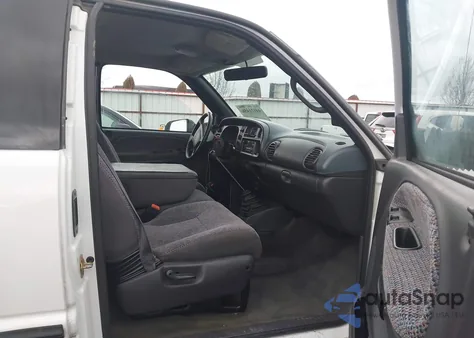 2002 Dodge Ram 2500 из США, поврежденный, VIN 3B7KC236X2M214120